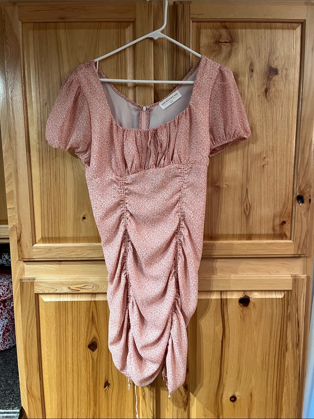 NATIVE DAUGHTERS Ruched Mini Dress in Soft Rose with Puff Sleeves, size M